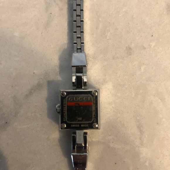 Authentic Gucci watch. Swiss made. - Picture 2 of 4